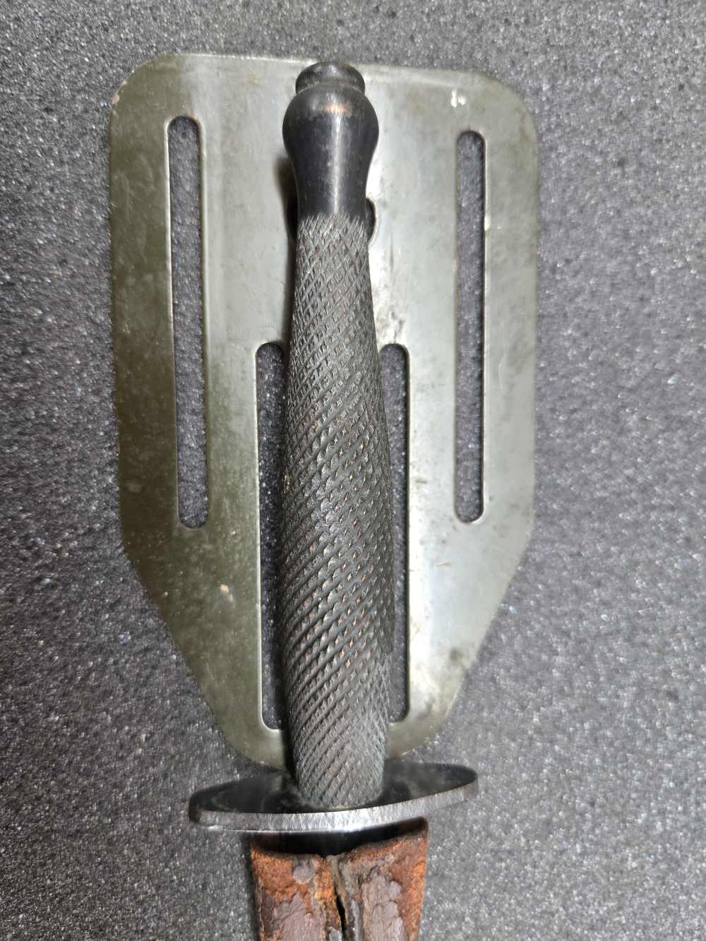 WWII oss stiletto w/ pancake holster -img-2