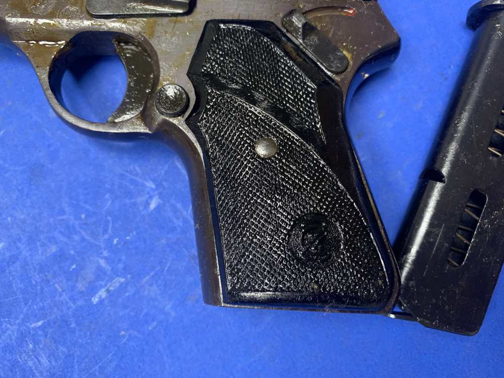 Crvena Zastava Yugo M70 7.65 /.32 acp pistol 6/1972 date C&R-img-5
