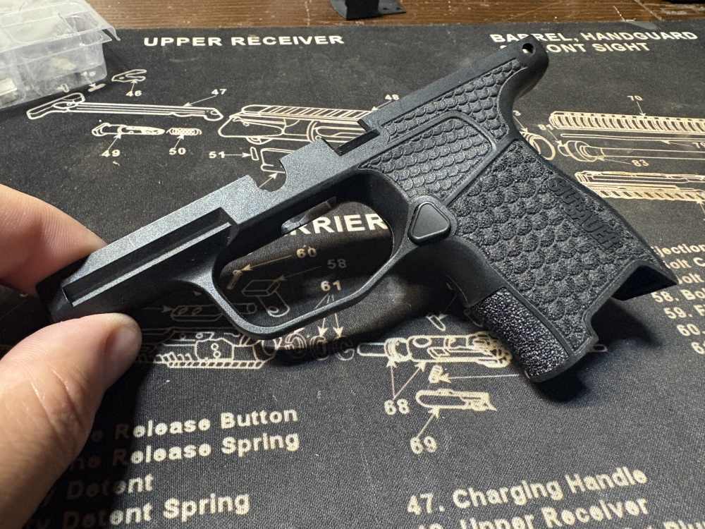 New GrayGuns Sig P365 Custom Laser-Sculpted Grey Grip Mod-img-2