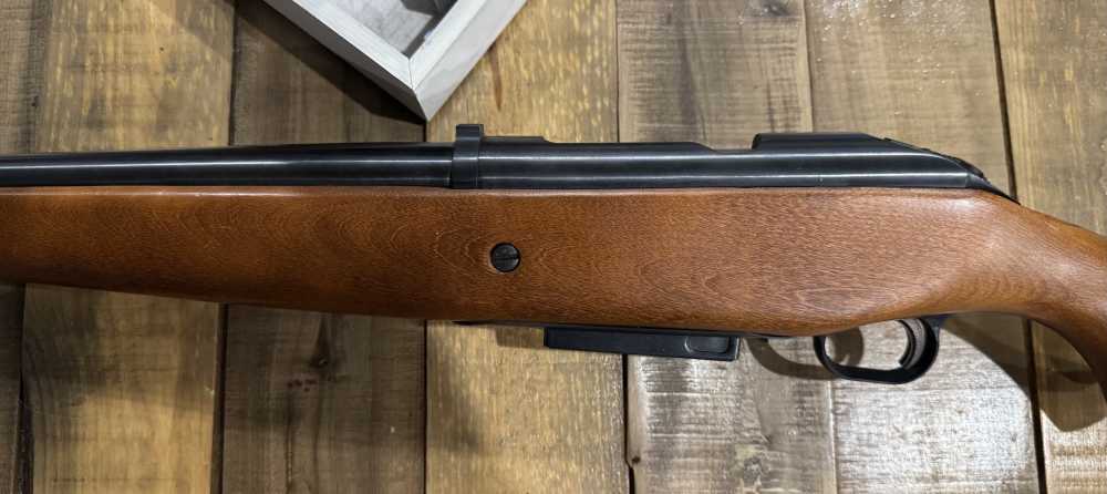Mossberg 395 KA 12 GA 2 3/4 and 3 inch shells-img-7