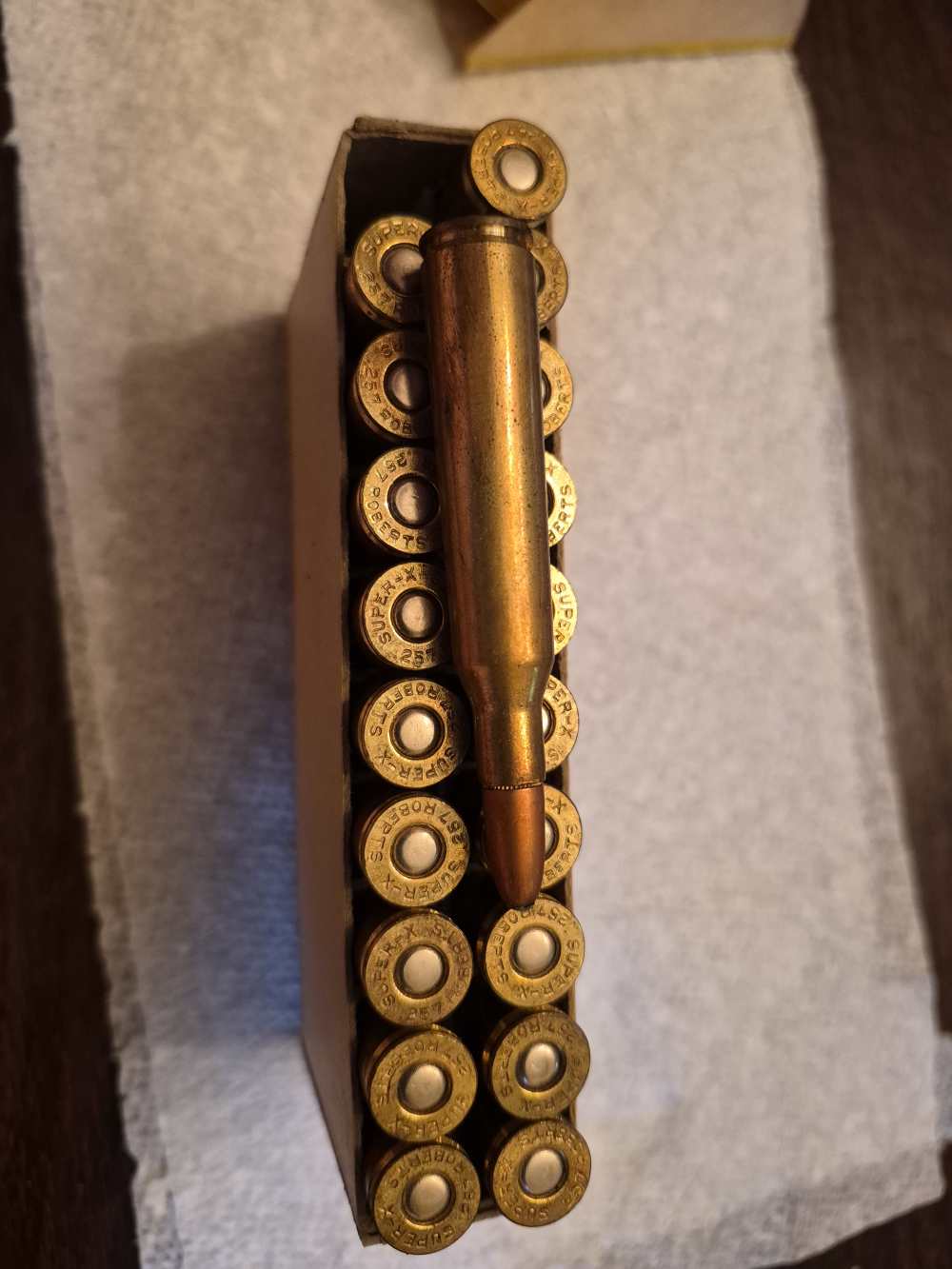 Western  257 Roberts ammunition ammo Vintage!-img-2