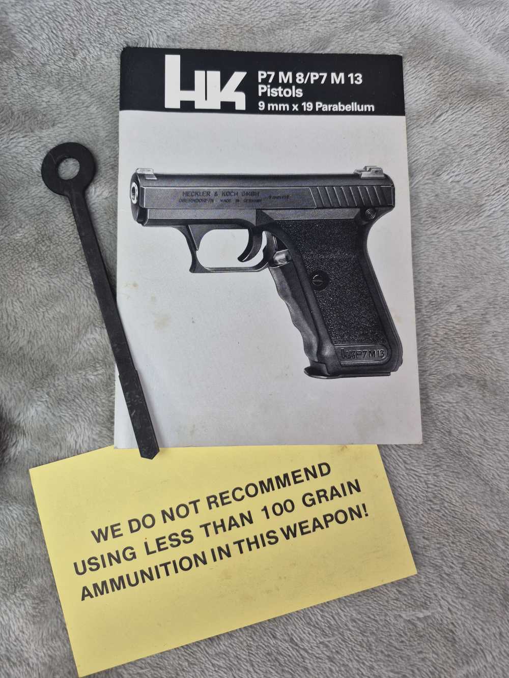 H&K P7 M13 9mm – Factory Box & Two Mags – Made in 1986 – EXCELLENT! -img-15