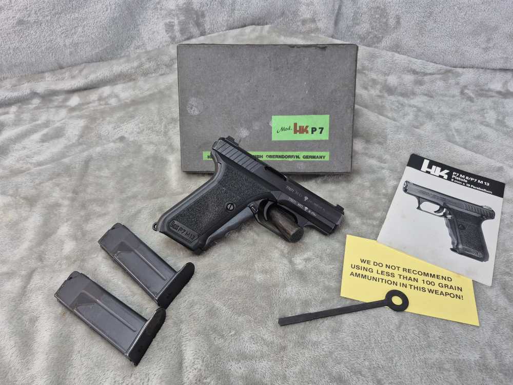 H&K P7 M13 9mm – Factory Box & Two Mags – Made in 1986 – EXCELLENT! -img-1