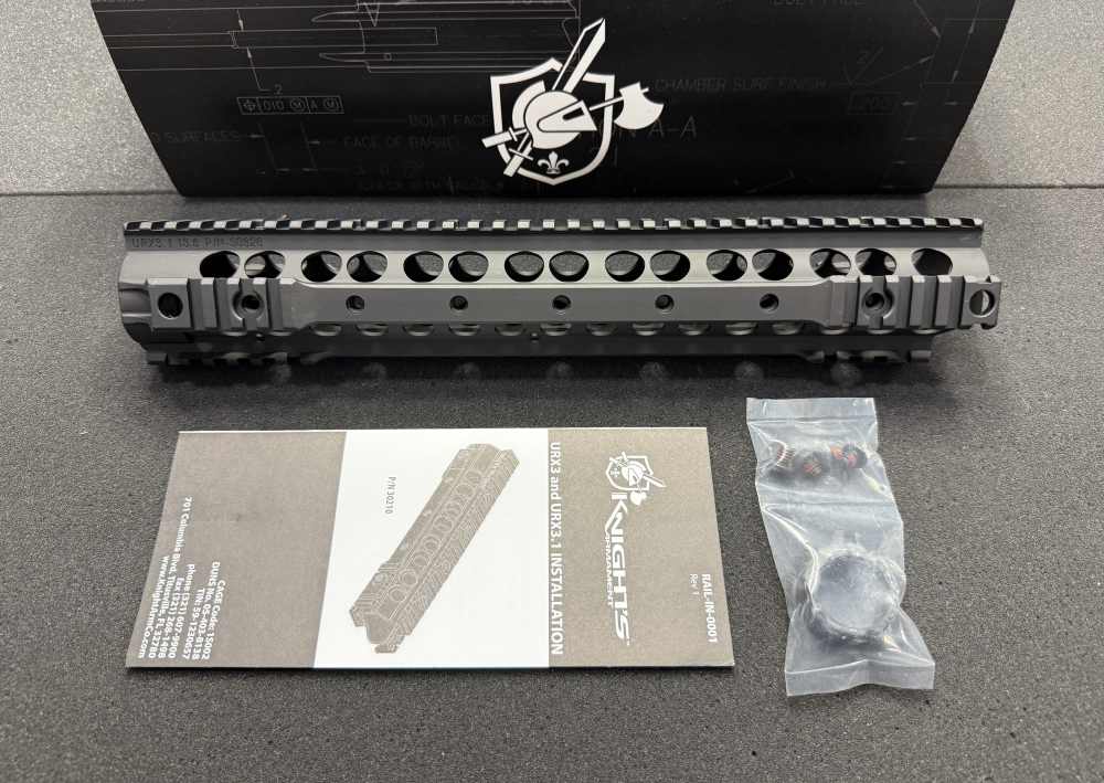 Knights Armament 13.5" URX 3.1 Rail - NOS-img-0