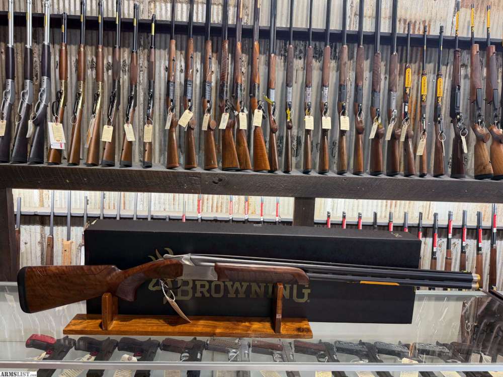 BROWNING CITORI 825 SPTG ADJ 12/30 3" 12 Gauge-img-0