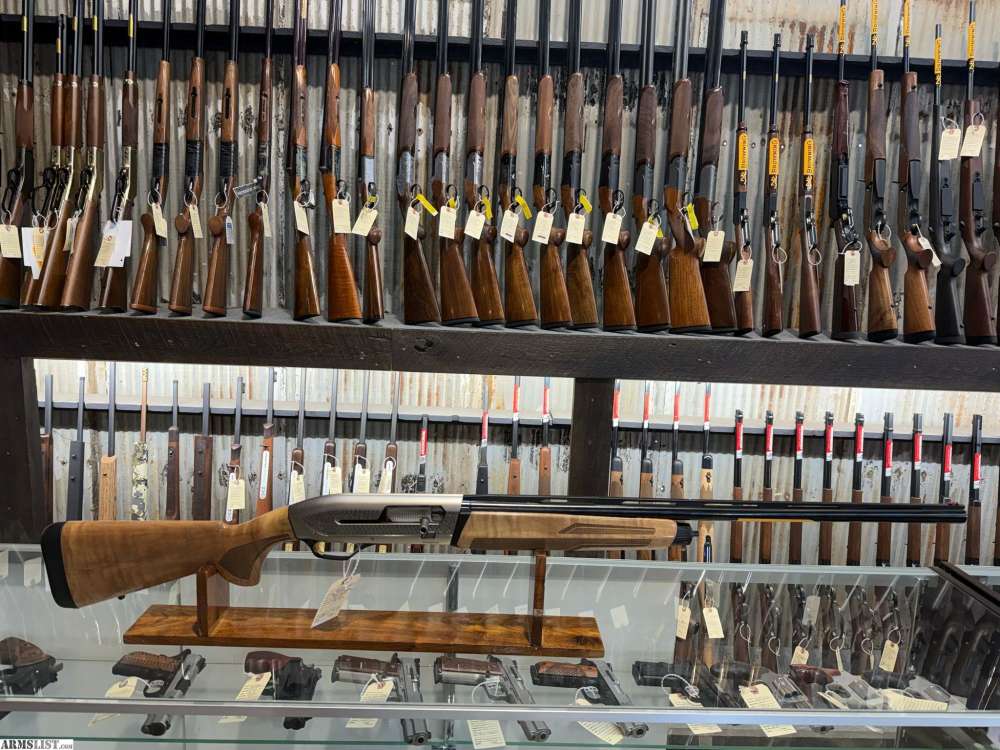 BROWNING MAXUS II ULTIMATE M 12/28 3" # AAAA MAPLE STOCK 3 INV+ CHOKES 12 G-img-0