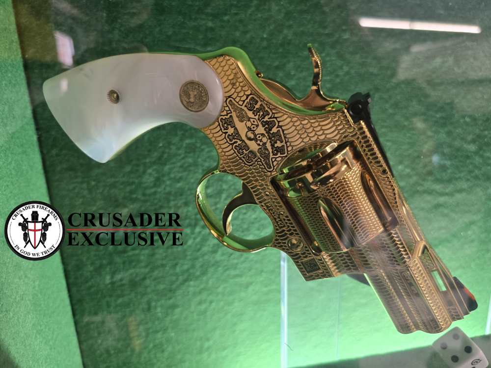 One-of-a-Kind Custom Snake Eyes Colt Python Revolver Set Gold & Nickel-img-18