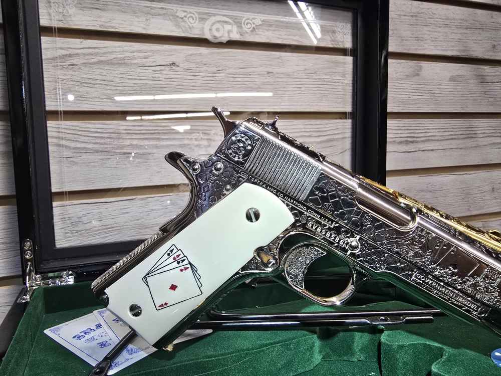 COLT "Snake Eyes" Set of Custom Colt 1911 Pistols 38SUPER & 45acp 1of 2 -img-19