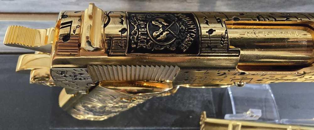 Colt Gov Model  Johnny Cash Commemorative 1911 45acp 24k 1of10 made-img-9