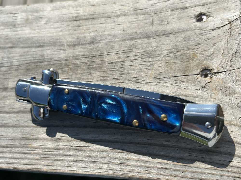 Marble Monarch Godfather-Style Stiletto Switchblade - Blue Marble-img-2