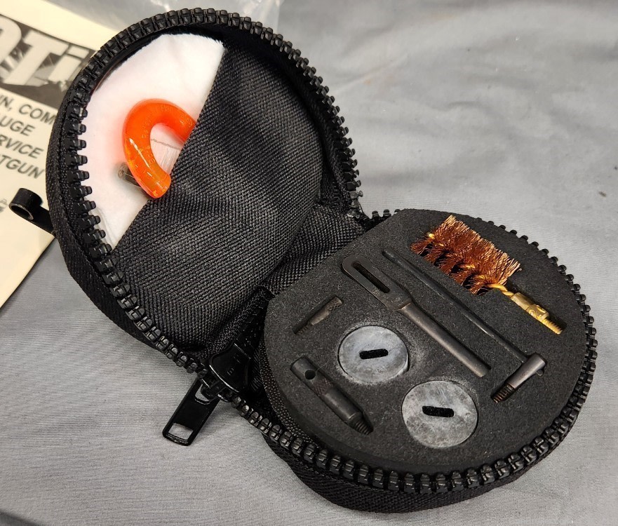 OTIS JSCS 12 gauge cleaning kit new old stock-img-6