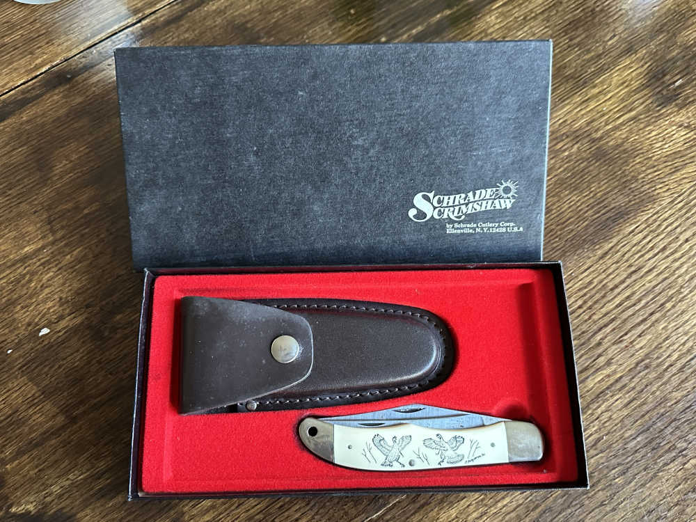  Schrade Scrimshaw 508SC Folding Hunter “Turkey” knife - vintage - 1980-img-3