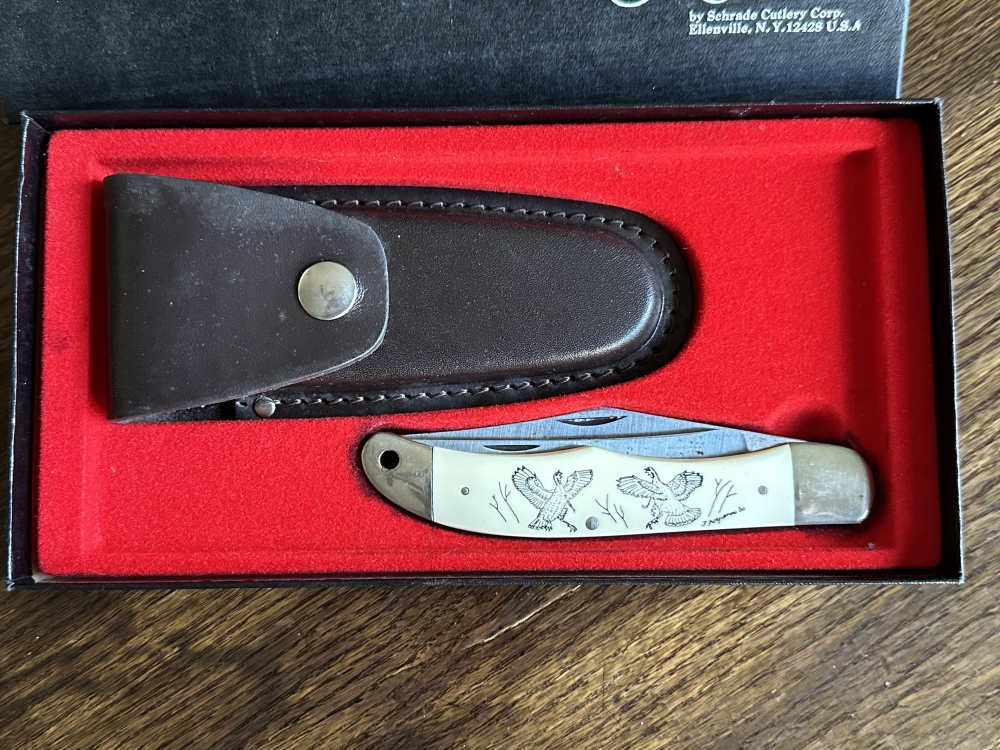 Schrade Scrimshaw 508SC Folding Hunter “Turkey” knife - vintage - 1980-img-4
