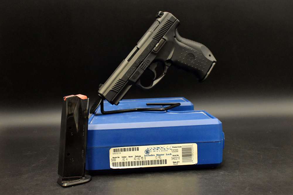 2000 Smith & Wesson SW99 .40 S&W Walther Frame Decocker DA/SA Striker-img-2