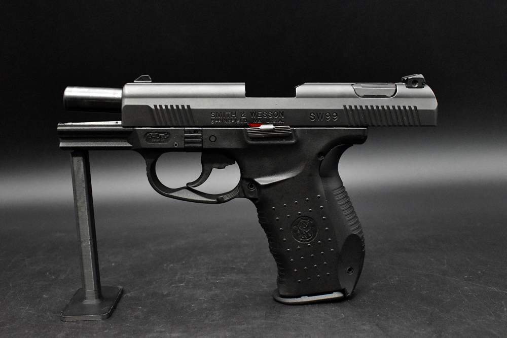 2000 Smith & Wesson SW99 .40 S&W Walther Frame Decocker DA/SA Striker-img-11