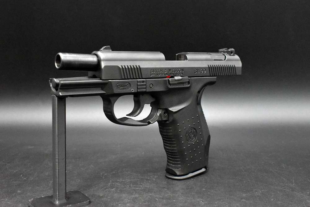 2000 Smith & Wesson SW99 .40 S&W Walther Frame Decocker DA/SA Striker-img-21