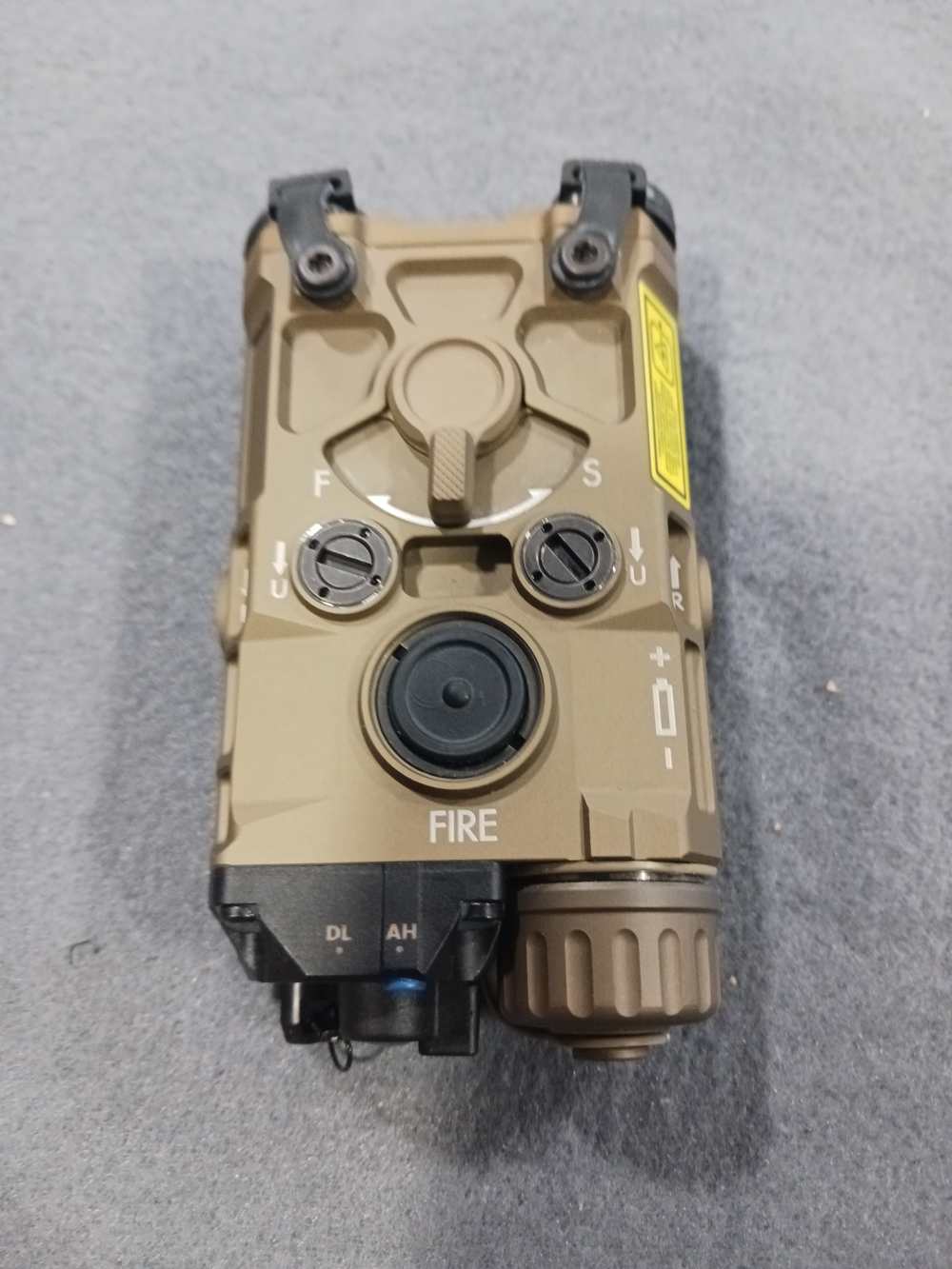 EO TECH OGL-C ON-GUN IR LASER AND ILLUMNATOR TAN NEW IN BOX-img-2