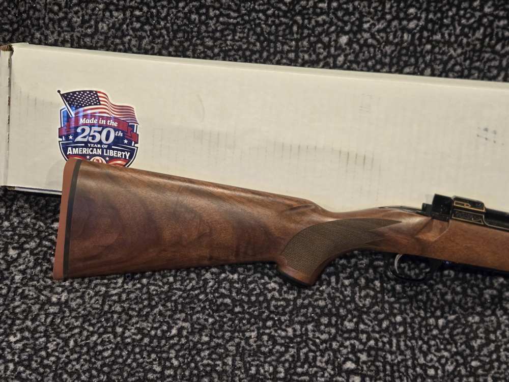 Ruger M77 Hawkeye 250th ANNIVERSARY COMMEMORATIVE 30-06 67114 1 OF 250-img-10