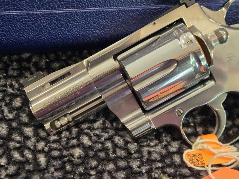 COLT ANACONDA 44 MAGNUM 2.625" BARREL ROUND BUTT RARE NEW ANACONDA-RSP2TS-img-2