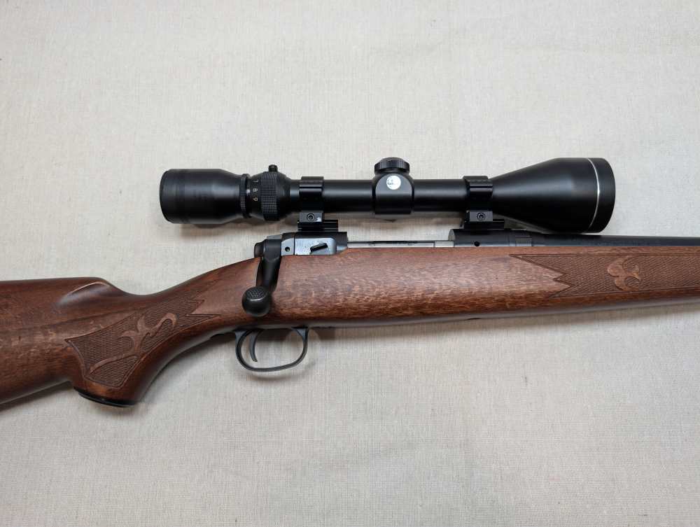 Savage Model 11 .223 Rem Bolt Action Rifle 22" Tasco 3-9x50 Excellent-img-2