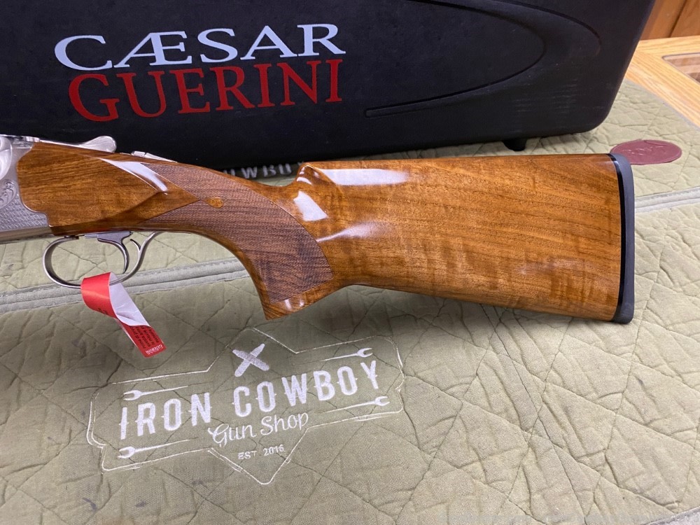 Caesar Guerini Invictis 1 Sporting 12GA 32'' Trap Skeet Sporting Clays -img-3