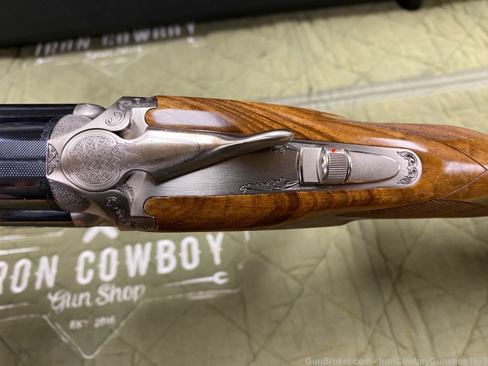 Caesar Guerini Invictis 1 Sporting 12GA 32'' Trap Skeet Sporting Clays -img-12