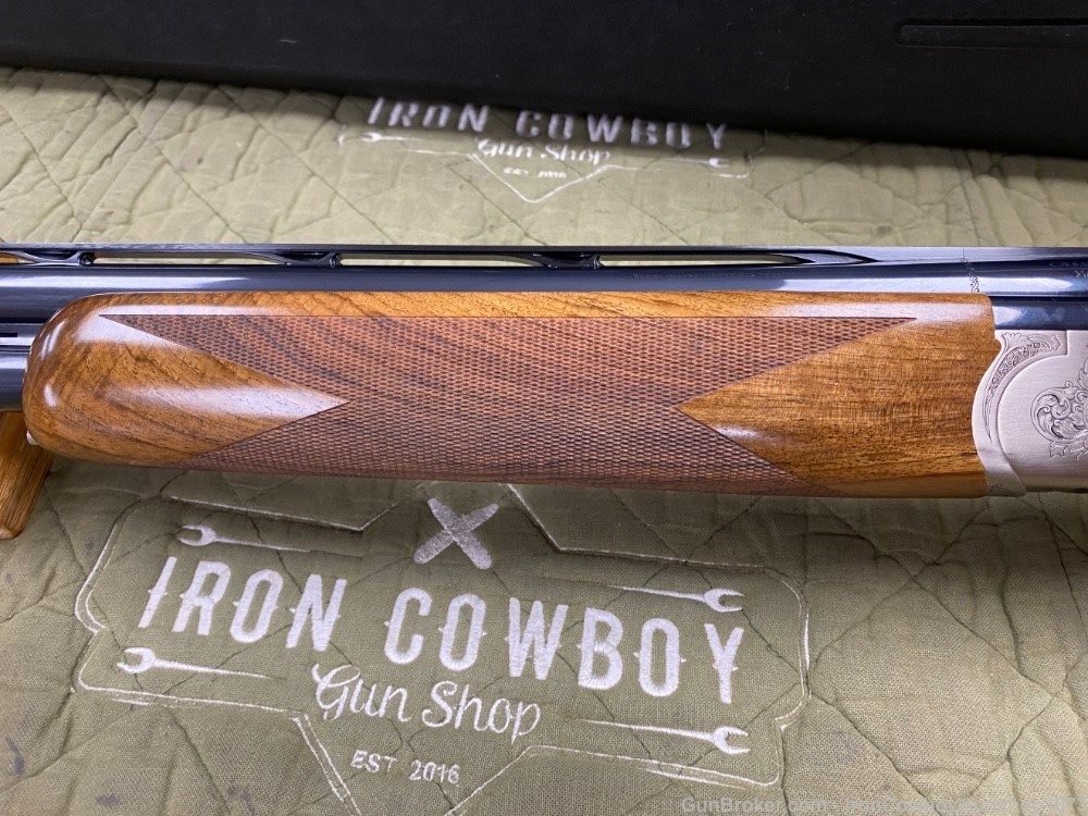 Caesar Guerini Invictis 1 Sporting 12GA 32'' Trap Skeet Sporting Clays -img-10