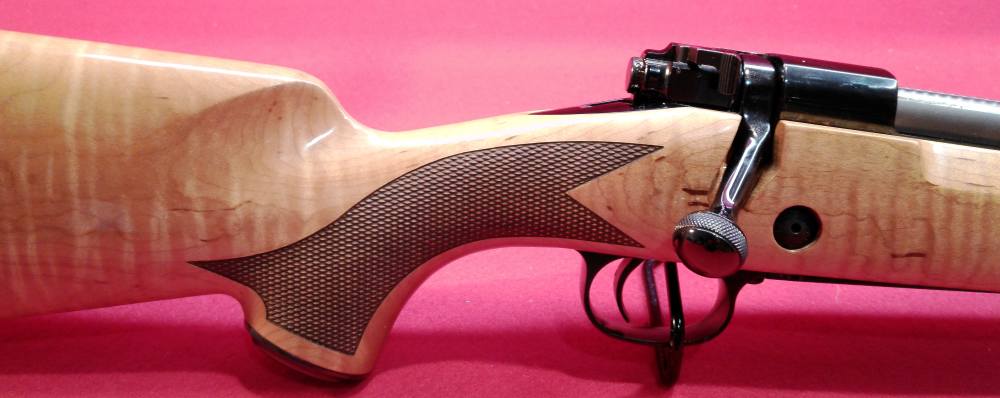Winchester 70 Super Grade Maple .308 Win Blue 22" STUNNING LIKE NEW-img-12