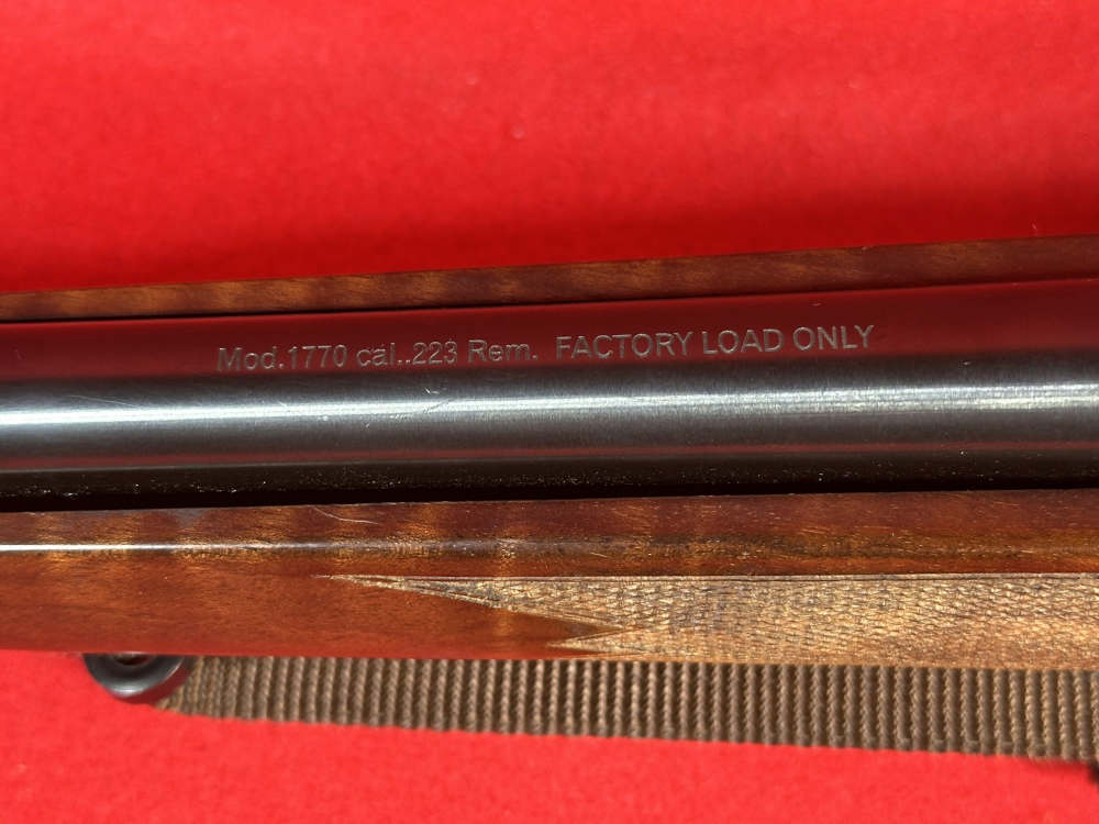 Anschutz Model 1770 223 Rem 22" Rifle w 2 Mags-img-2