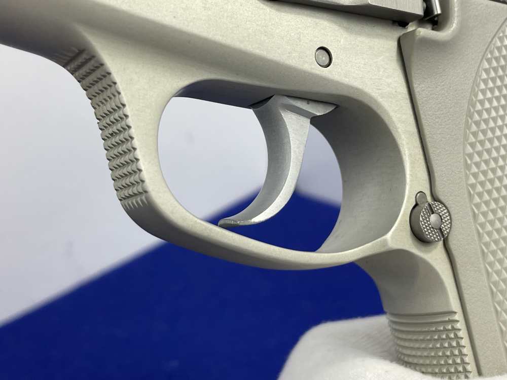 Smith & Wesson Model 3913 9mm 3.5" Stainless *CUSTOM SCROLL ENGRAVED SLIDE*-img-42