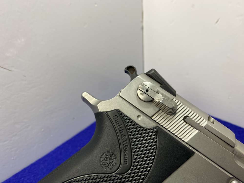 Smith Wesson Model 5906 9mm SS 4" *WONDER NINE ERA CLASSIC*-img-20