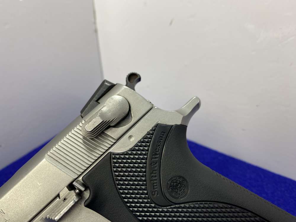 Smith Wesson Model 5906 9mm SS 4" *WONDER NINE ERA CLASSIC*-img-11