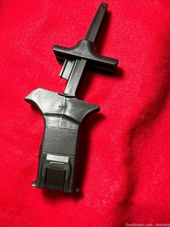 Magazine Loader 9 MM One Penny-img-0