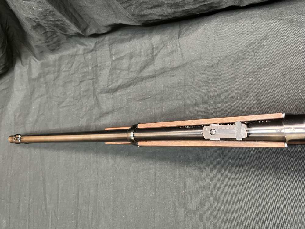 Winchester 1892 Carbine 44-40 Lever Action Rifle Blued New in Box-img-10