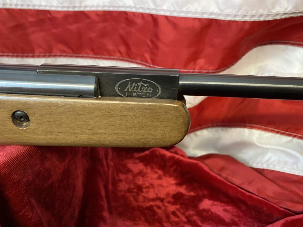 Benjamin Titan NP Air Rifle .177 Cal Nitro Piston Winchester 3-9x42 Scope-img-18