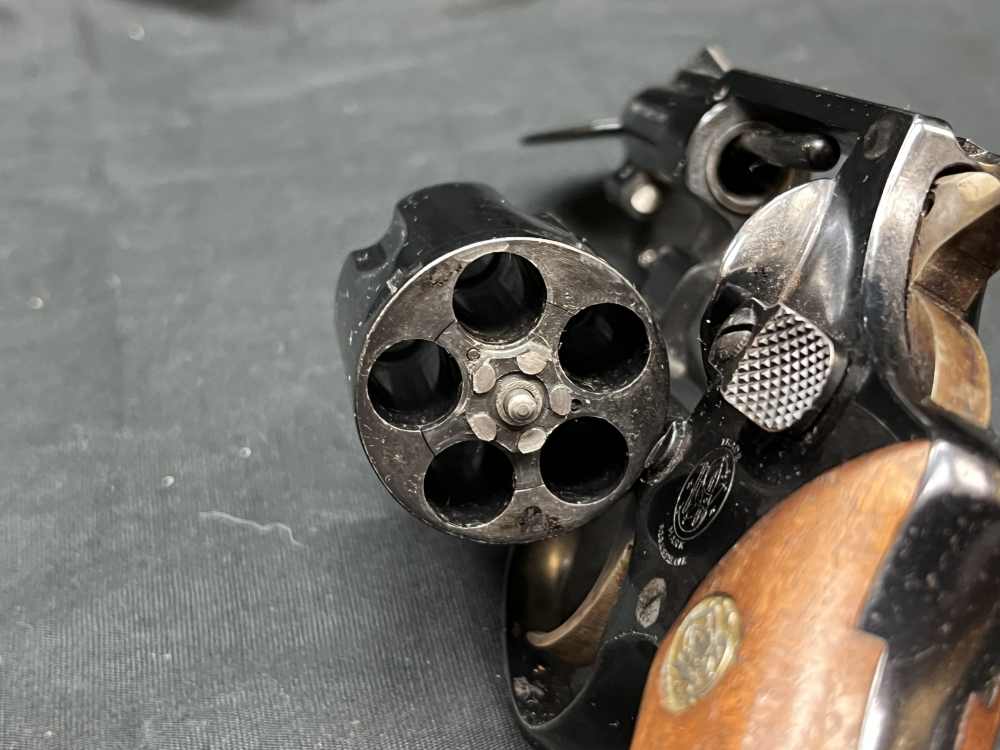 Smith & Wesson 36 Revolver 38spl Model 36 No Dash J Frame Revolver 38 SPL-img-6
