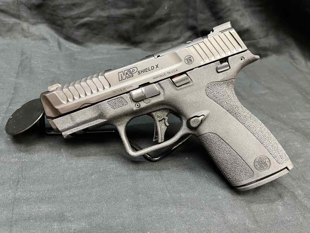 Smith & Wesson M&P 9 Shield X 9mm 3.6" Pistol Night Sights-img-4