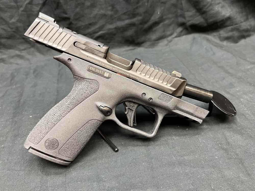 Smith & Wesson M&P 9 Shield X 9mm 3.6" Pistol Night Sights-img-5