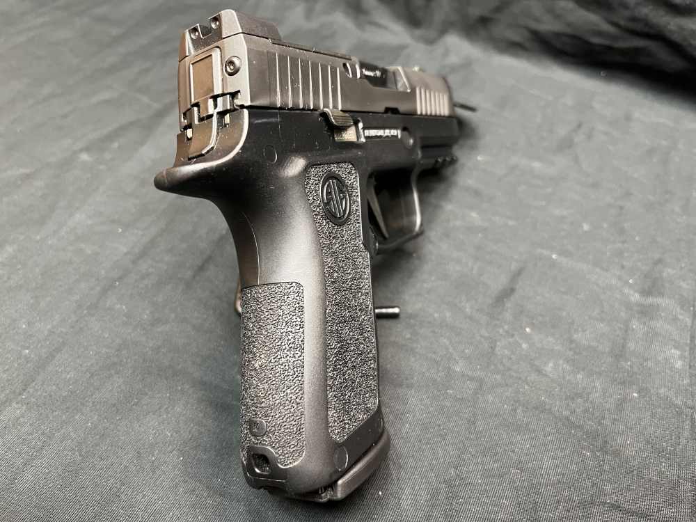 Sig Sauer P320 X-Compact 9mm 3.5" Pistol Optics Ready -img-7