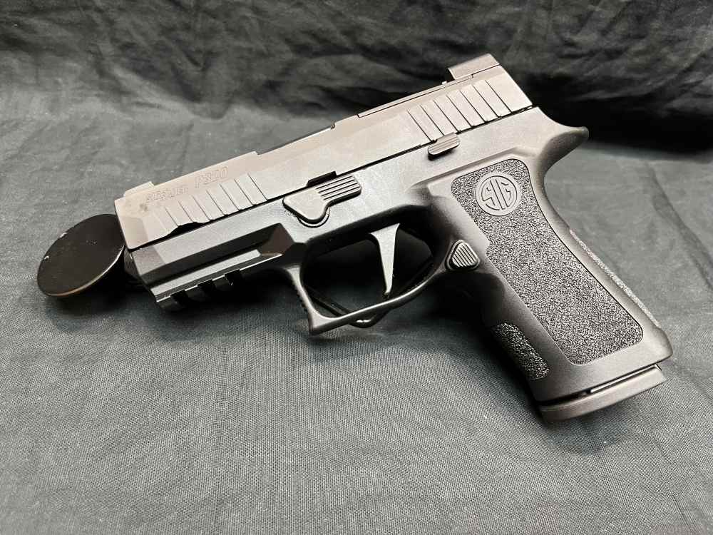Sig Sauer P320 X-Compact 9mm 3.5" Pistol Optics Ready -img-4