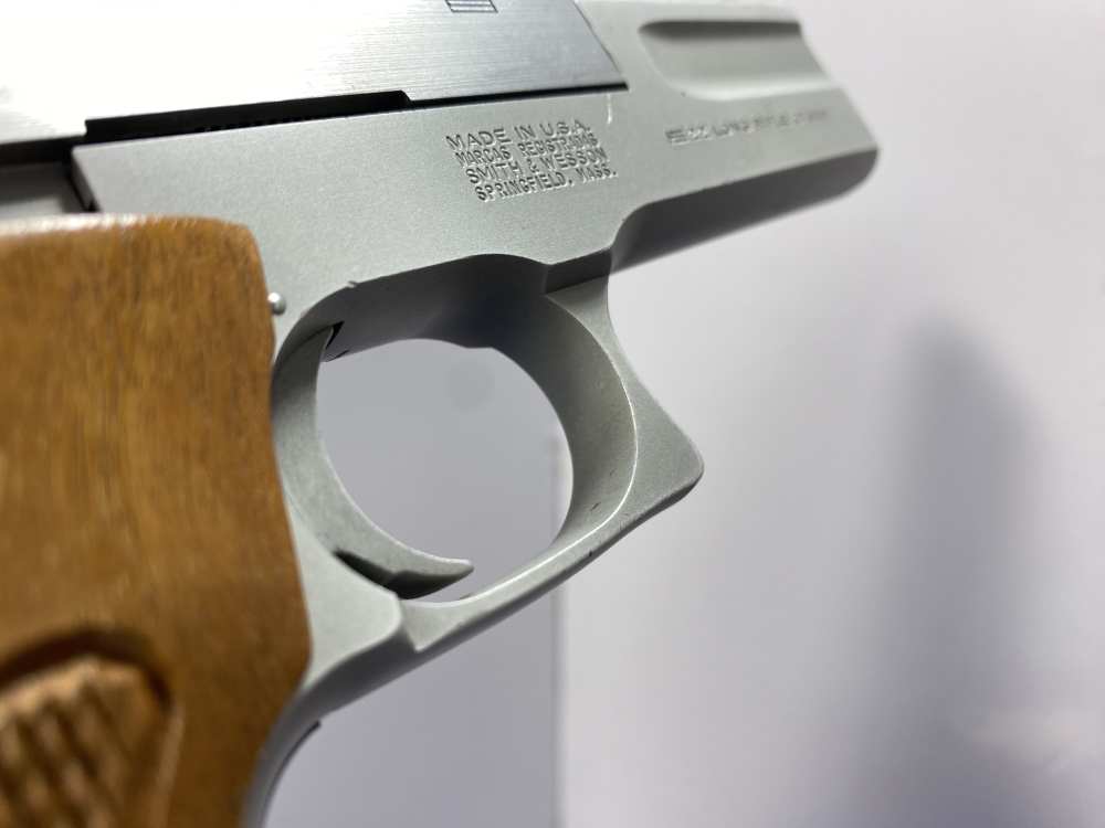 Smith Wesson Model 2206 .22 LR SS 4.5" *DISCONTINUED ALL STAINLESS RIMFIRE*-img-31