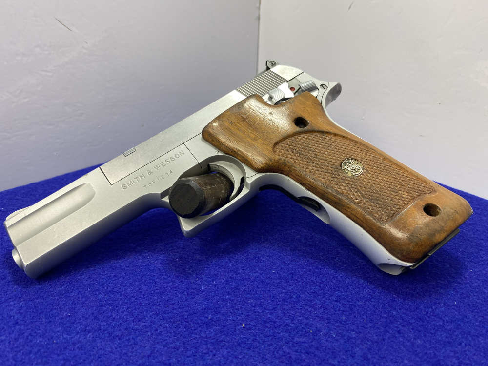 Smith Wesson Model 2206 .22 LR SS 4.5" *DISCONTINUED ALL STAINLESS RIMFIRE*-img-3