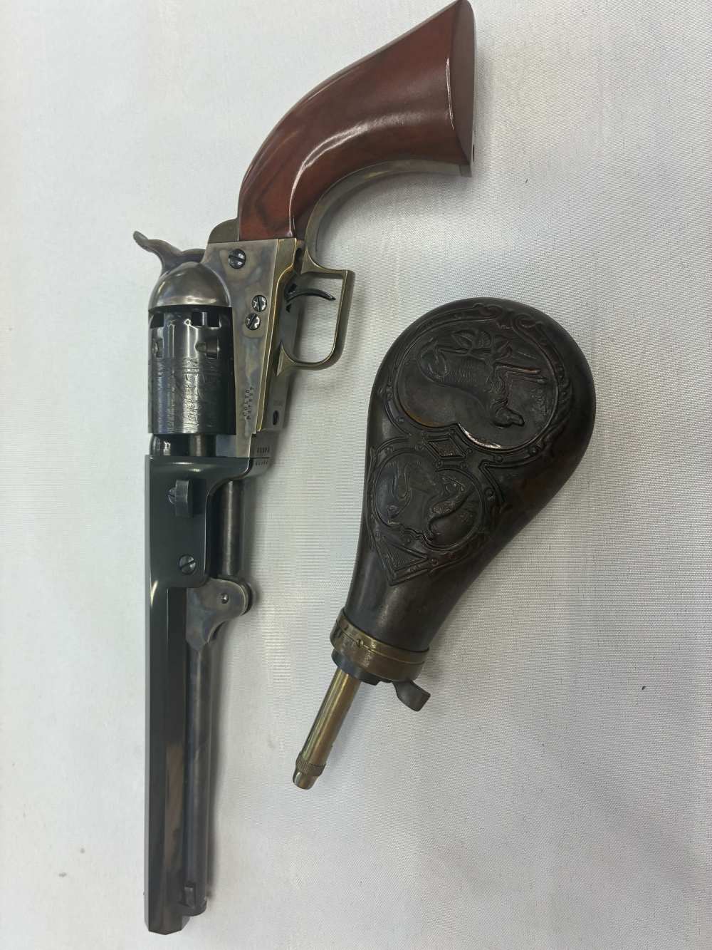 Colt 1851 Navy 1975 Re-Issue-img-3