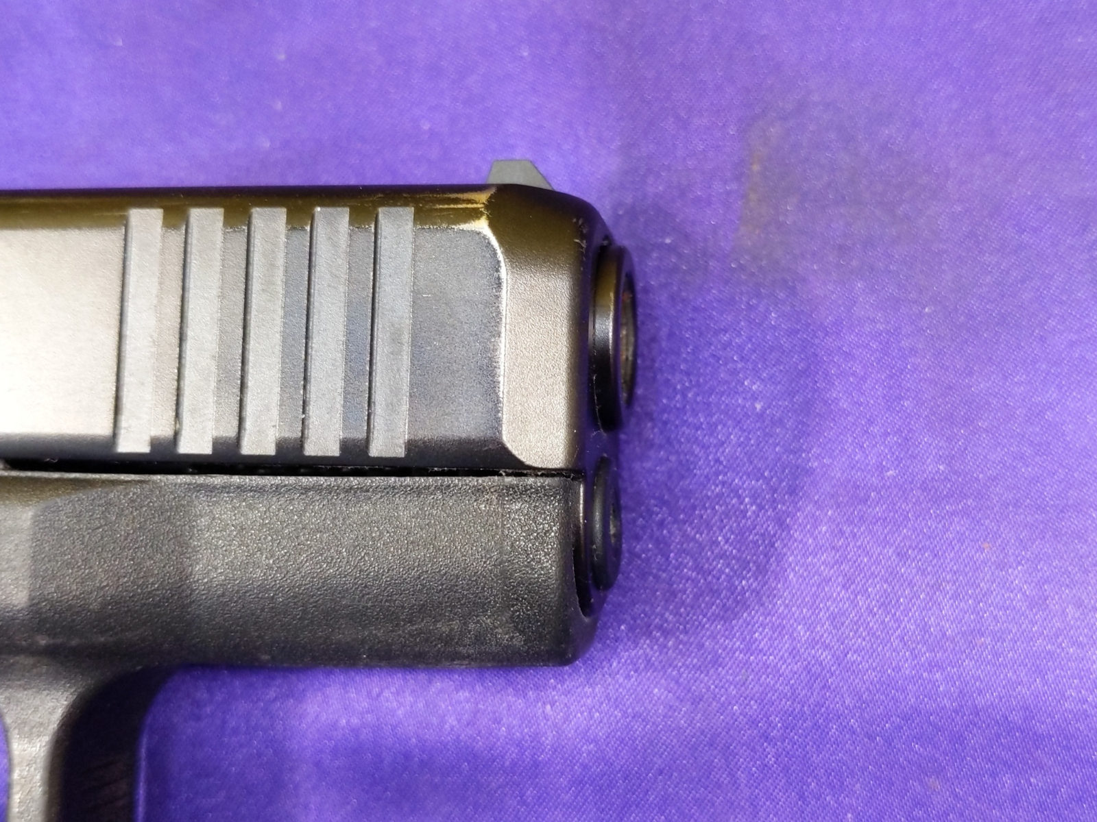 Glock 27 40 Smith & Wesson Gen 5-img-3