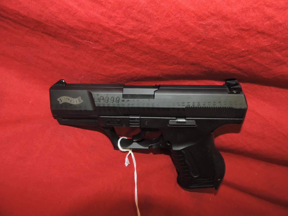 Walther P990 9mm Rare DAO-img-4