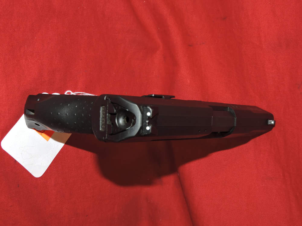 Walther P990 9mm Rare DAO-img-5