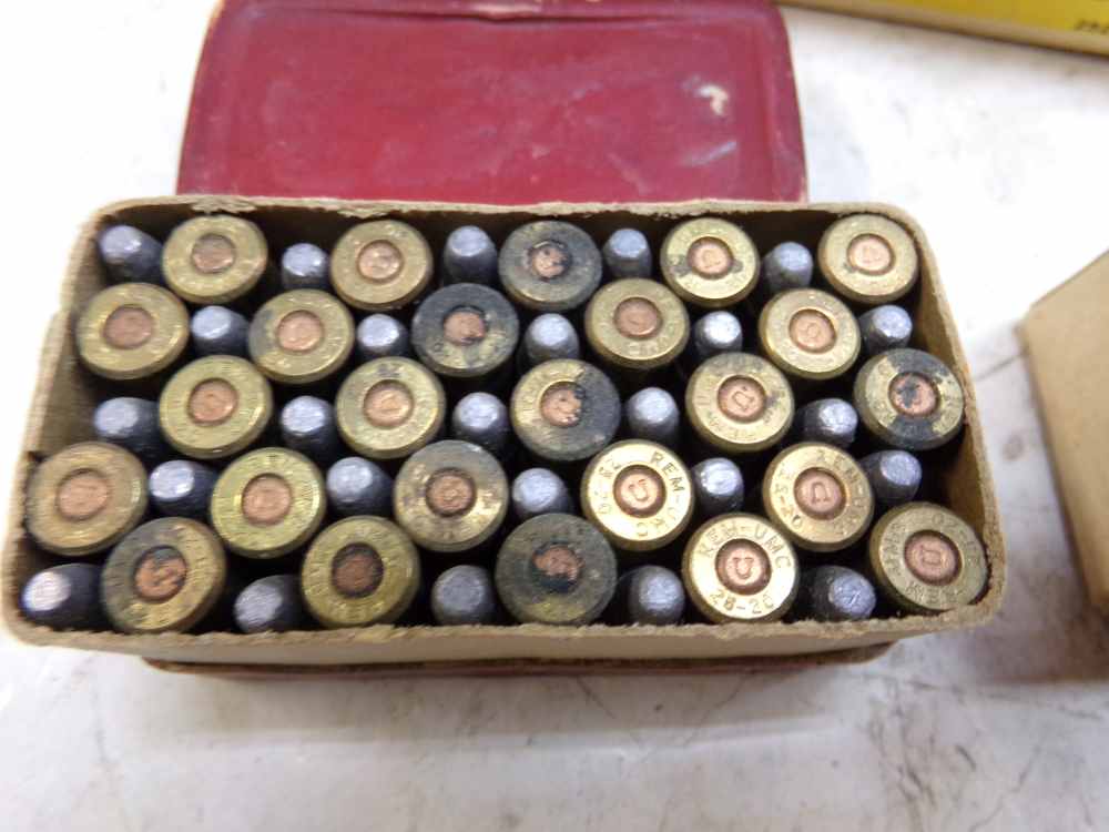 Old REM-UMC box of 25-20 WCF ammo plus Western part box-img-2