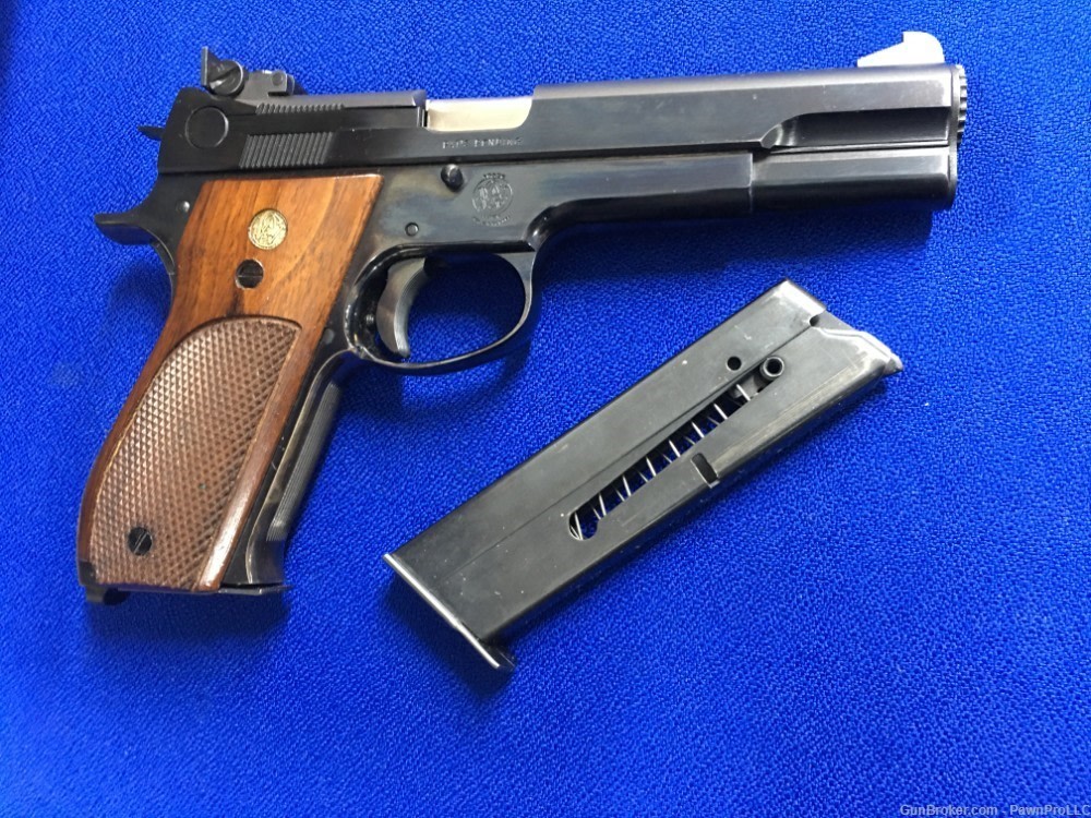 Smith & Wesson Model 52 (no dash), comes w/ factory box & papers, .38 Spec-img-0