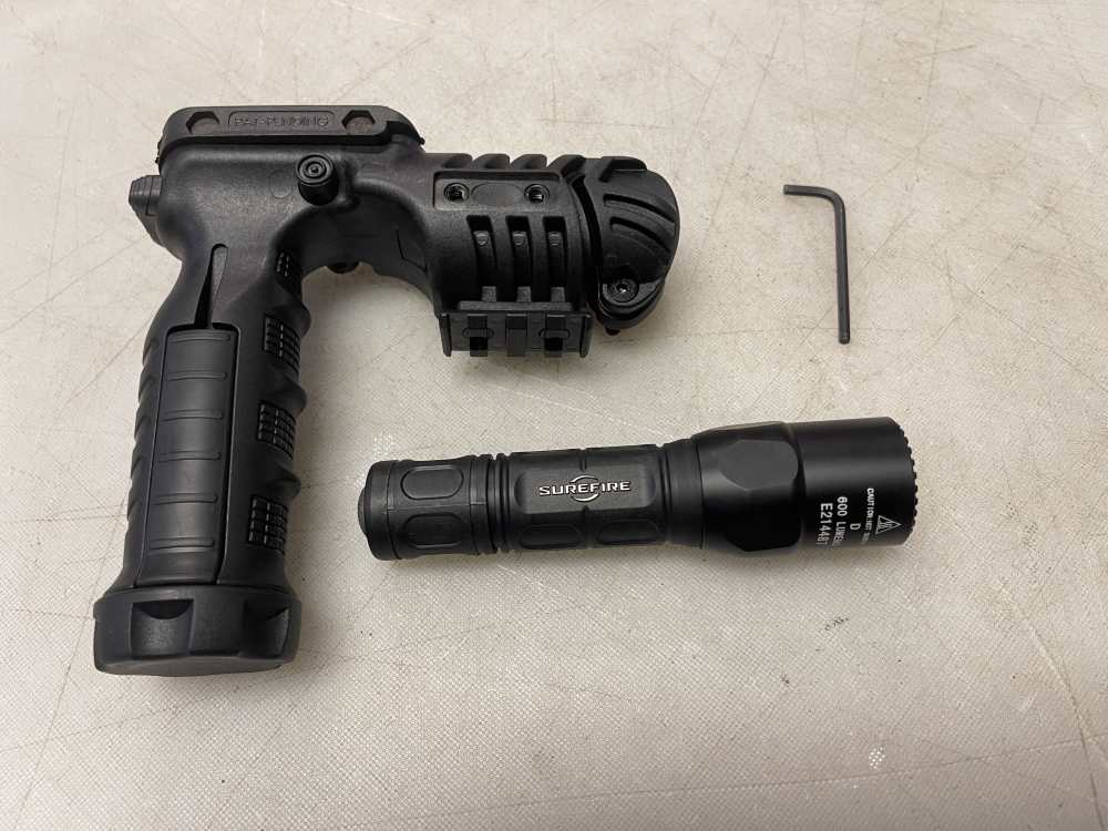 IWI OFEK 2 Vertical Grip with Weapon Light Surefire 600 Lumens No CC Fees-img-2