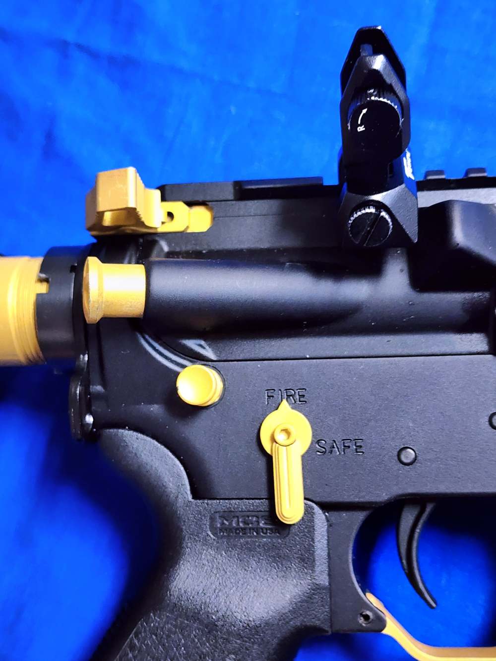 PSA PA-15 PISTOL .300 BLK 8" - UPGRADED W/ GOLD ACCENTS-img-4